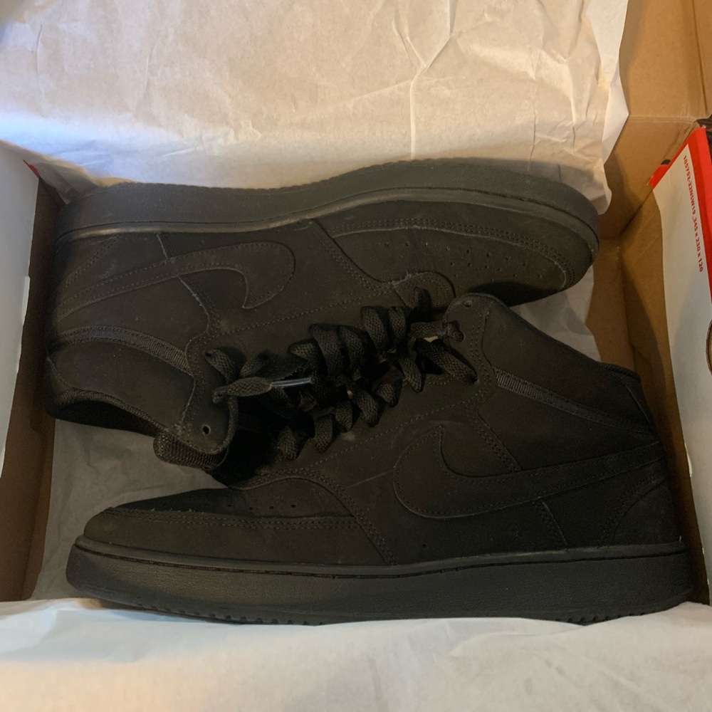 Nike Court Vision mid “Triple Black” Black size 10.5